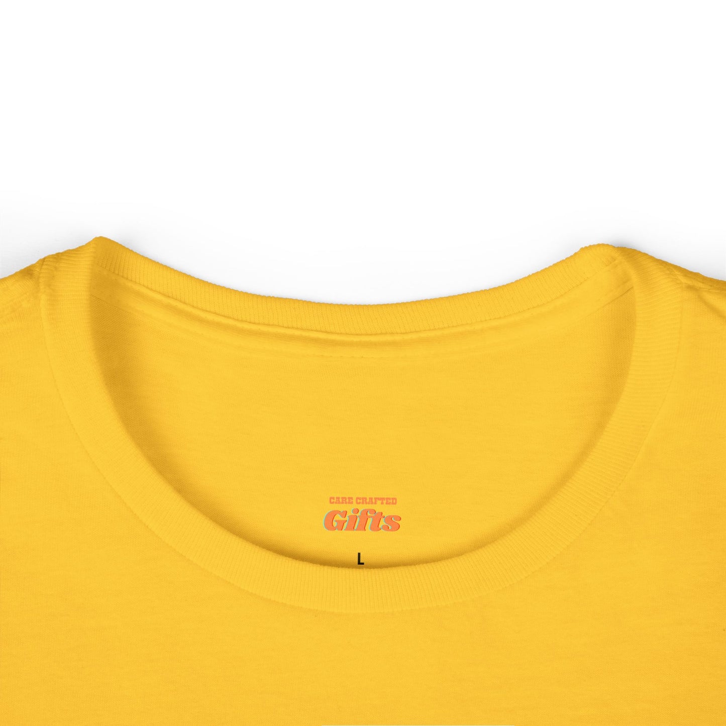 Giraffe Love Women's Tee — Cute Photo Print T‑Shirt